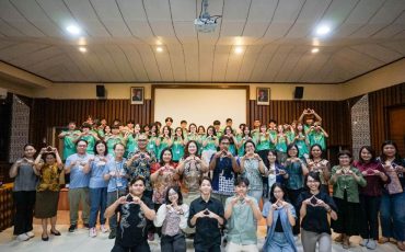 UKDW and Hong Kong Polytechnic University Promote Digital Literacy Among Yogyakarta Junior High School Students Through EEE Program 1