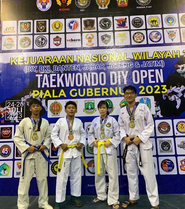 Tim Taekwondo UKDW Sabet 4 Medali di DIY Open 2023